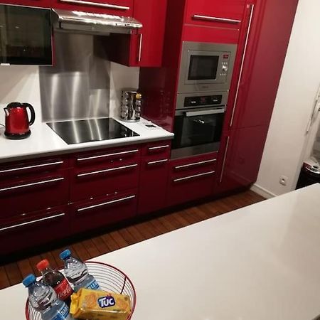Joli Appartement Avec Jardin Et 2 Parkings Prives Argenteuil Exteriér fotografie