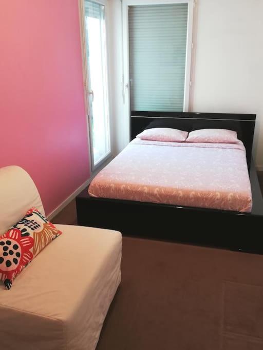 Joli Appartement Avec Jardin Et 2 Parkings Prives Argenteuil Exteriér fotografie