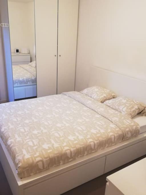 Joli Appartement Avec Jardin Et 2 Parkings Prives Argenteuil Exteriér fotografie